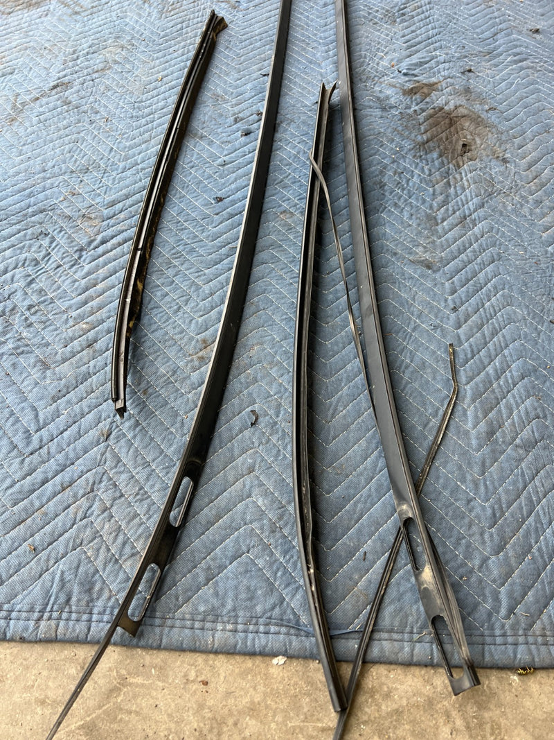 1998-2003 Mercedes W210 E320 Wagon Right & Left Roof Rack Rail Pair OEM #4744EM
