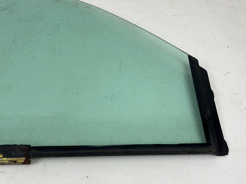 1995-1998 Chevrolet C/K Front Passenger Right Window Glass OEM