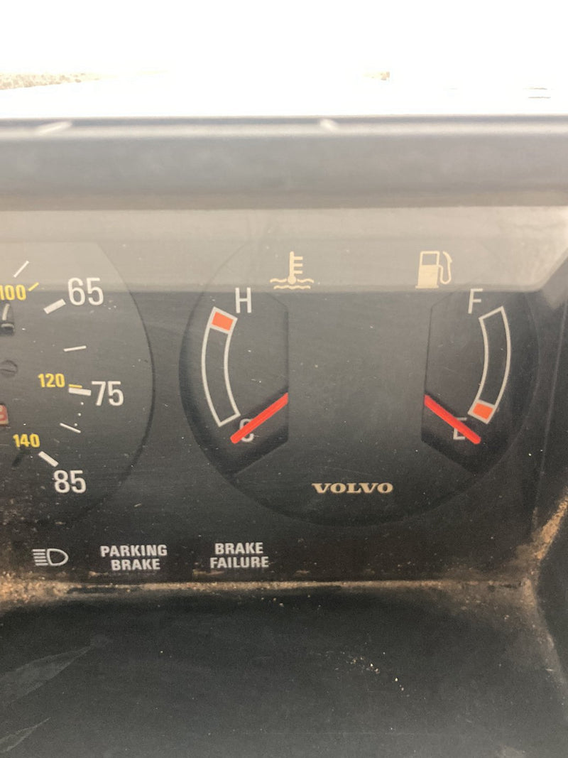 1975-1980 Volvo 244 Gauge Cluster Diesel Speedometer 1259826 1259860 OEM #4265M