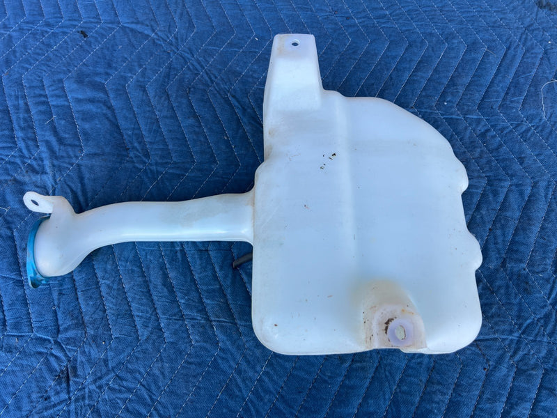 1998-2002 Honda Accord Windshield Washer Fluid Jug 060351-989 OEM #2022CN