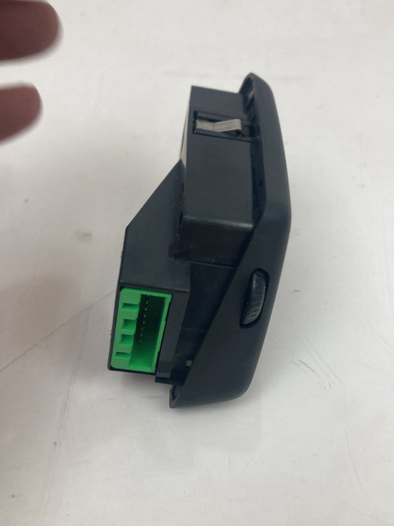 2005 Volvo XC90 I 275 Right Rear Headphone Audio Control 8633112 OEM #4812M