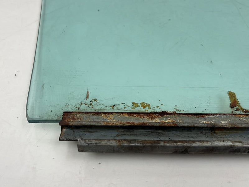 1976-1979 Cadillac Seville Front Driver Left Window Glass OEM #5594EM