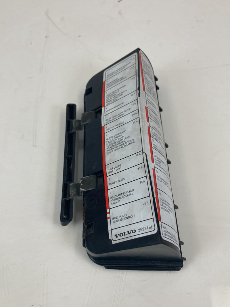 1992 Volvo 940 944 - Fuse Box Cover PN: 3528481