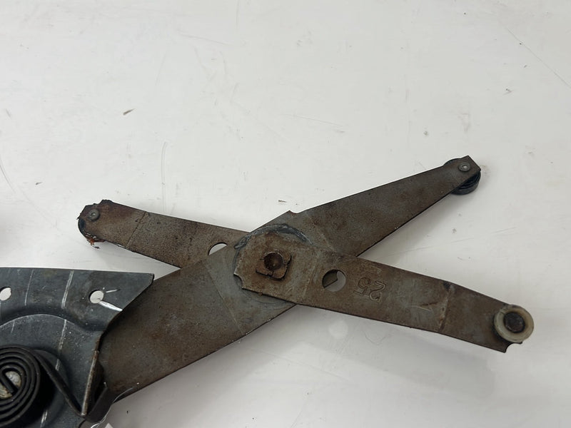 1976-1979 Cadillac Seville Rear Driver Left Window Regulator + Motor OEM #5598EM