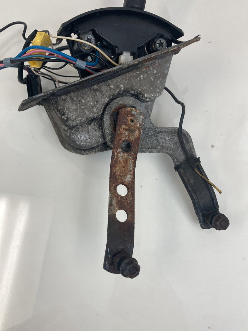 1992 Volvo 940 944 - Automatic Shifter Assembly PN: 3544164
