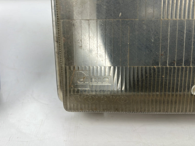 1990-1992 Volvo 740 745 940 Front Right & Left Headlight Pair 2905902 OEM #5955EM