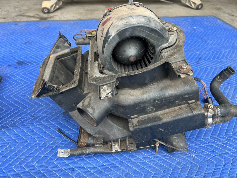 Porsche PN: 321819095F, 94457306700