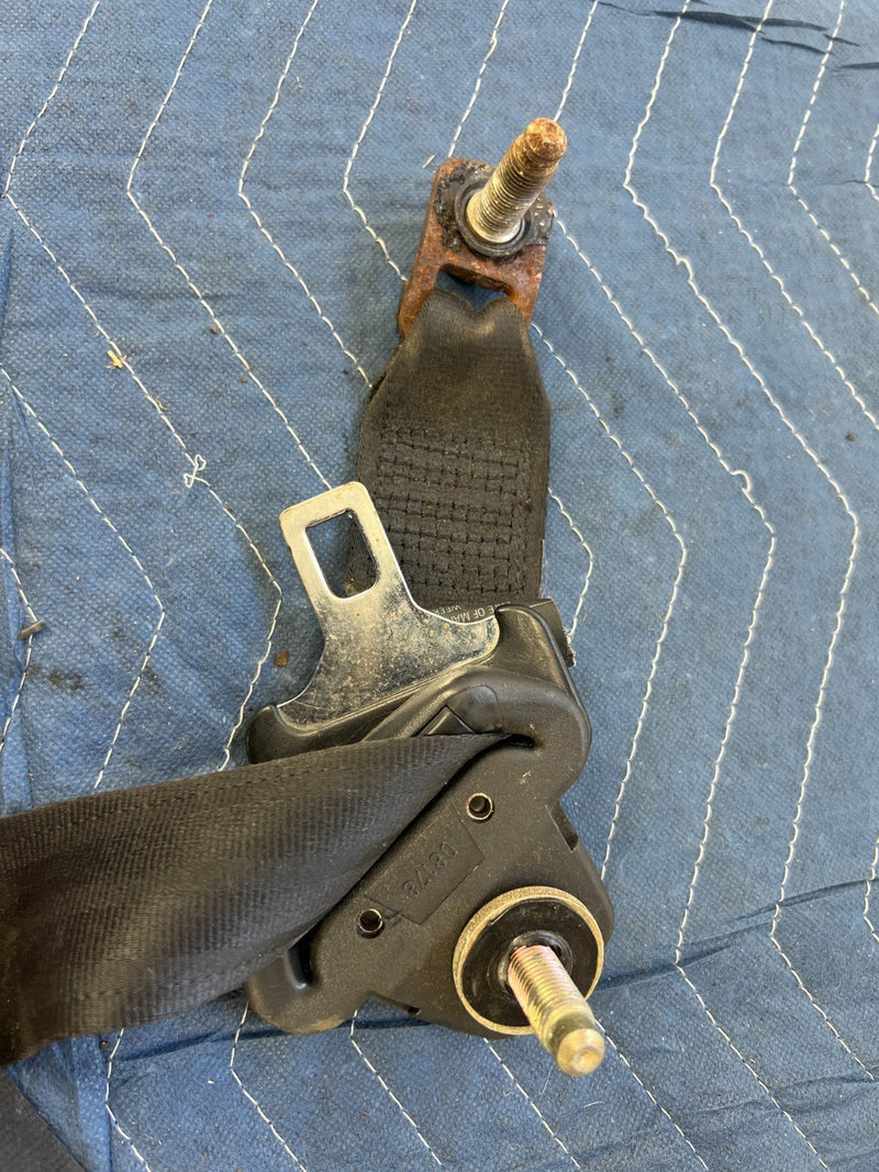 1992-1995 Volvo 940 740 Wagon LH & RH Rear Seat Belt Retractor Set OEM #3174EM