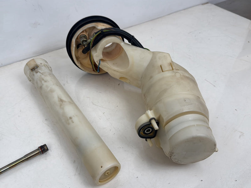 1996-2003 Audi S8 D2 Fuel Pump 4D0298087B/D24D0298133C/4D0906091C/405052002001Z OEM