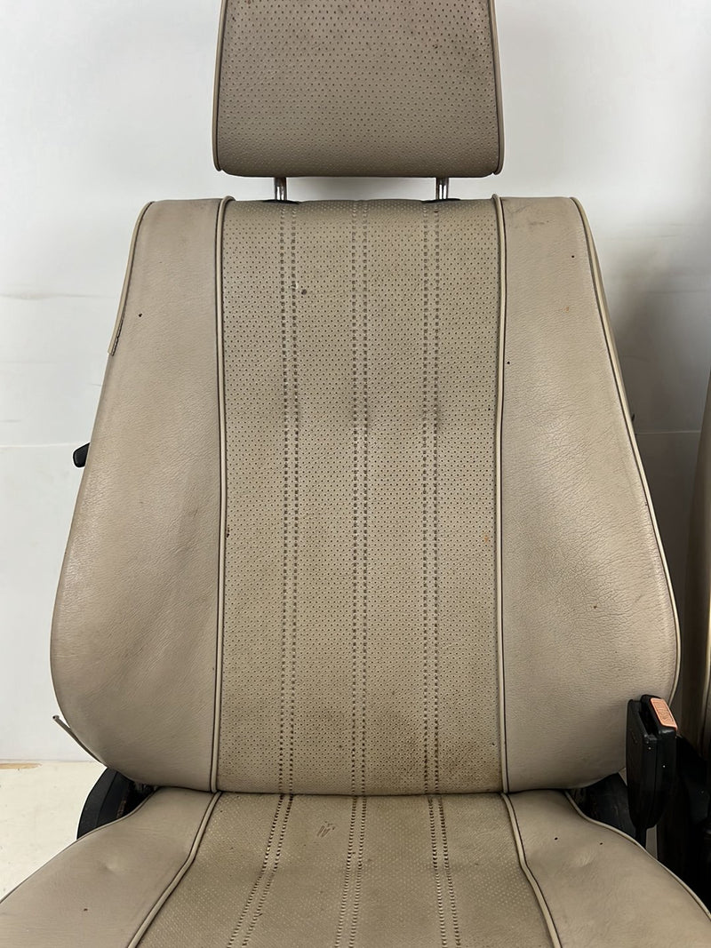 1984-1993 BMW 318i E30 Front Left & Right Bucket Seat Pair Beige OEM #6736EM