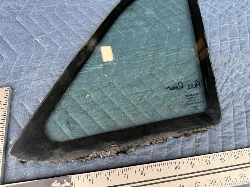 1986-1993 Volvo 240 244 Sedan Passenger Right Rear Quarter Window Glass #4918E