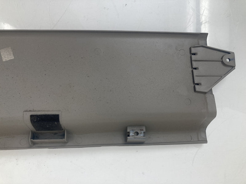 1995-1998 Chevrolet Silverado 2500 GMT400 Ceiling Dome Light Trim 15964911 OEM