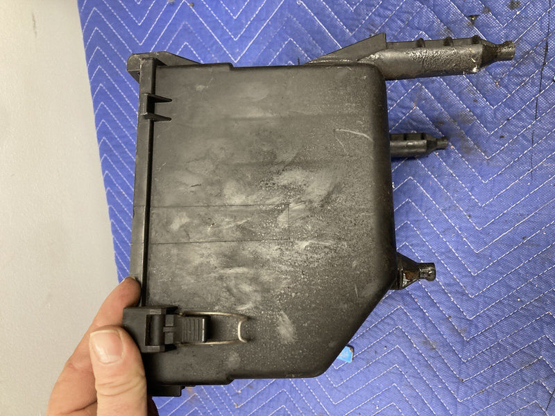 1998-2005 Land Rover Freelander Lower Air Filter Box Assembly OEM #3099M