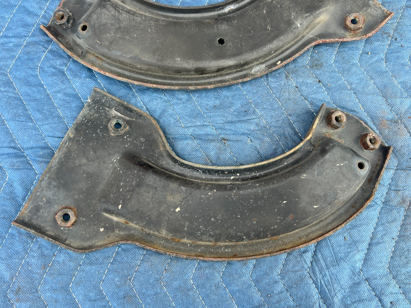 1999-2002 Chevy Silverado GM Fender Brace Support Angle Brackets OEM #1848CN