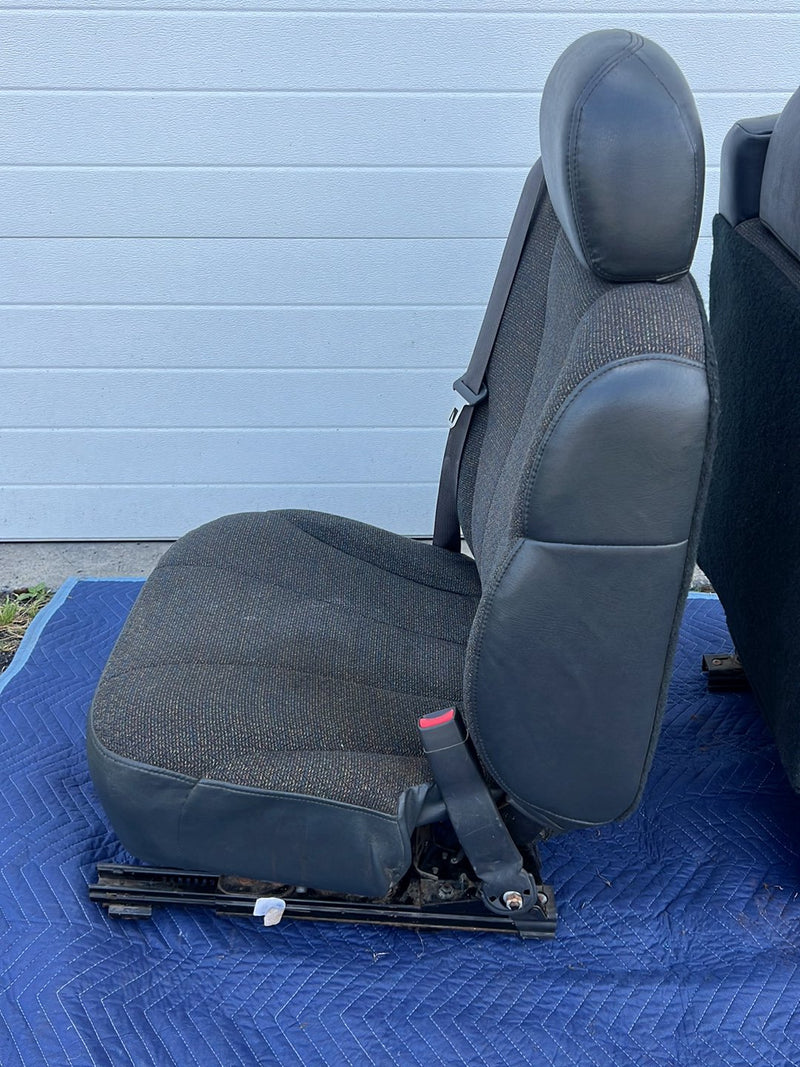 1995-1998 Chevrolet Silverado Tahoe GMC Seat Front Pair Gray Cloth OEM #5614EM