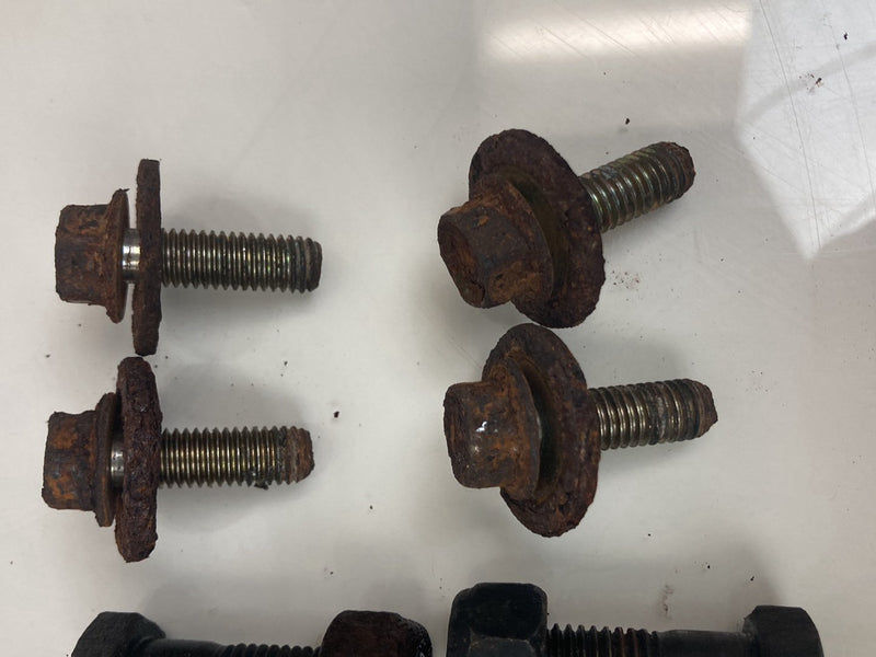 1992 Volvo 940 944 - Driveshaft Hardware