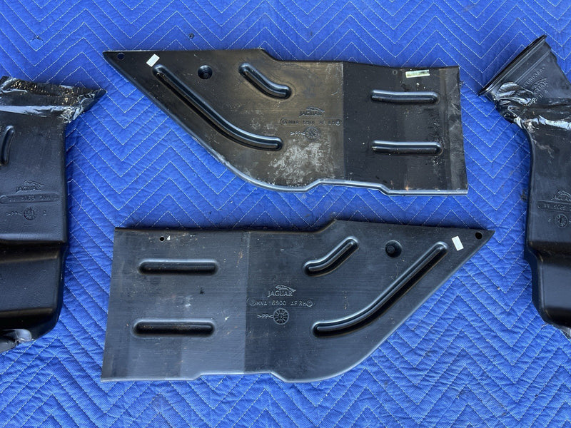1998-2003 Jaguar XJR XJ8 X308 Front To Rear Seat HVAC Duct Pipe Set OEM #4654E