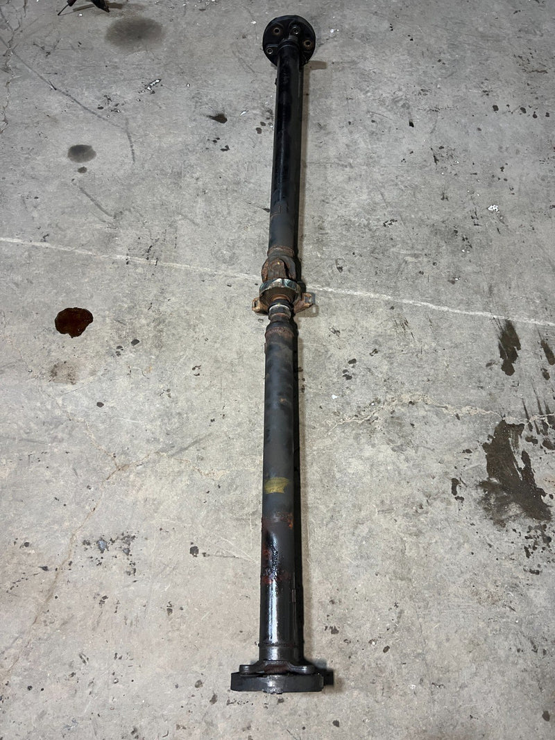 1986-1995 Mercedes 300D W124 Center Driveshaft Assembly Prop OEM #2760EM
