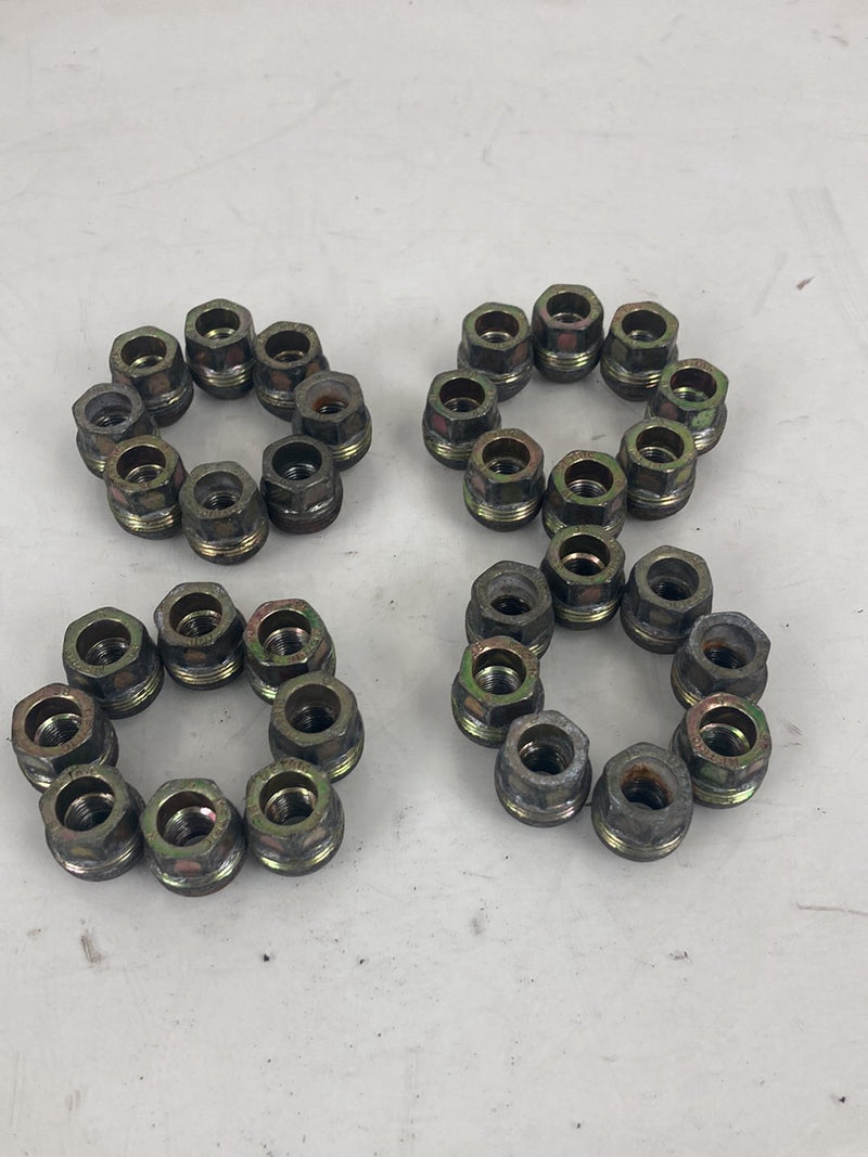 1995-1998 Chevrolet Silverado 2500 GMT400 Lug Nuts 32 Set 15646780 OEM