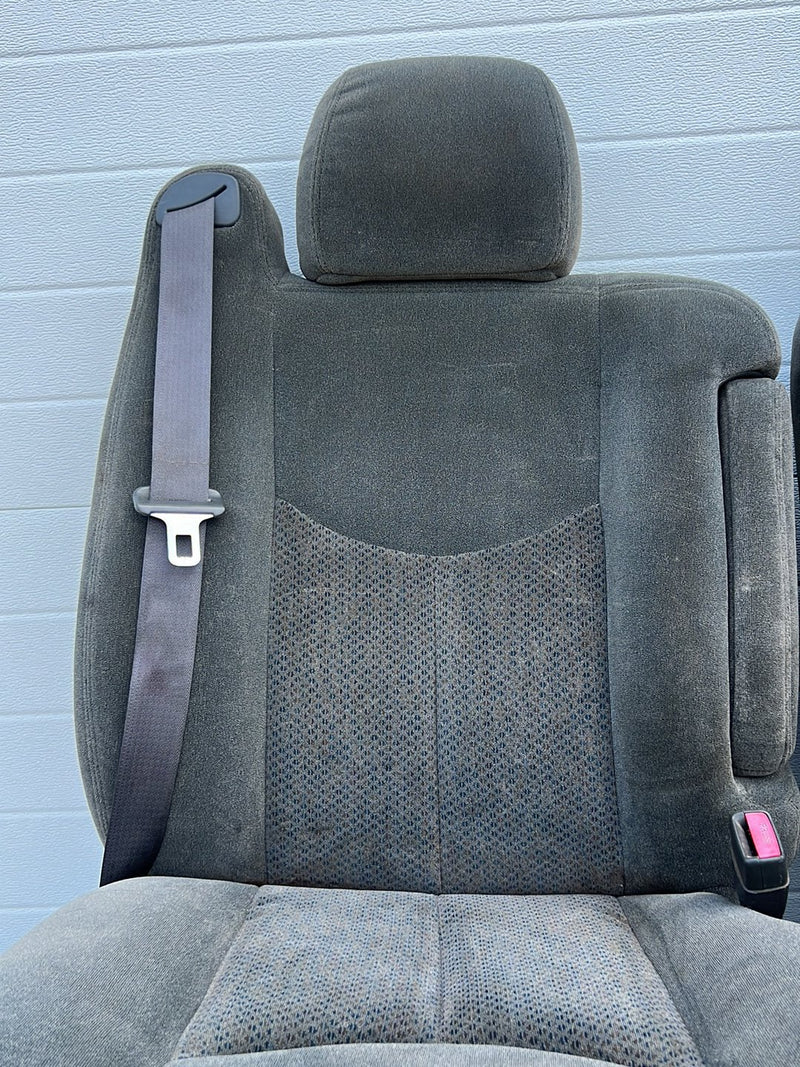 1999-2002 Chevrolet Silverado Tahoe Sierra Front Seat Pair Gray Cloth OE #5494EM