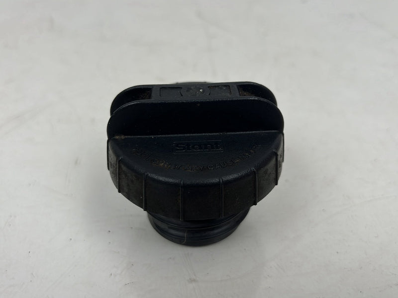 1990-1992 Volvo 740 745 940 Gas Cap Fuel Tank Filler Neck Cap Black OEM #5878EM