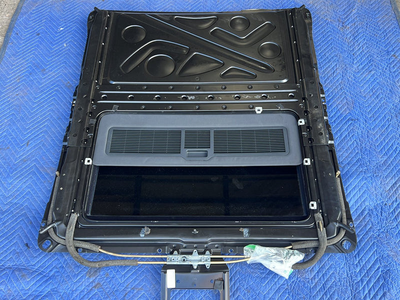 1996-2003 Audi S8 D2 A8 Black Sunroof Assembly w/ Glass 4D0877041 OEM #6429EM