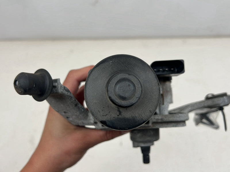 2013-2019 Ford Escape Right Windshield Wiper Motor CJ54-17504-BK OEM #5471EM