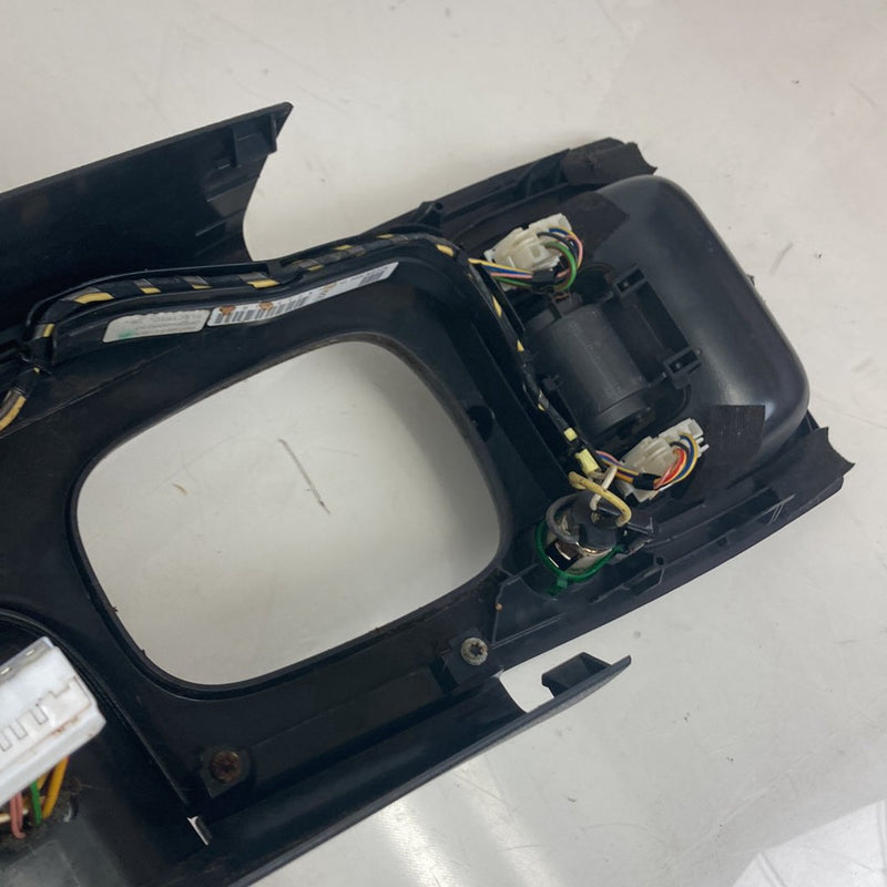 1998-2000 Volvo V70 S70 Center Console Storage Assembly OEM #5220M