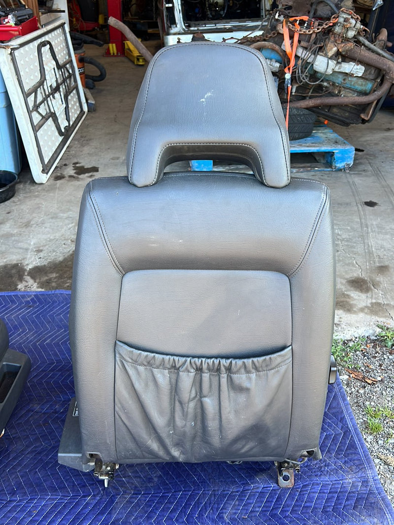 1993-1997 Volvo 850 Front Left & Right Bucket Seat Pair Gray Leather OEM