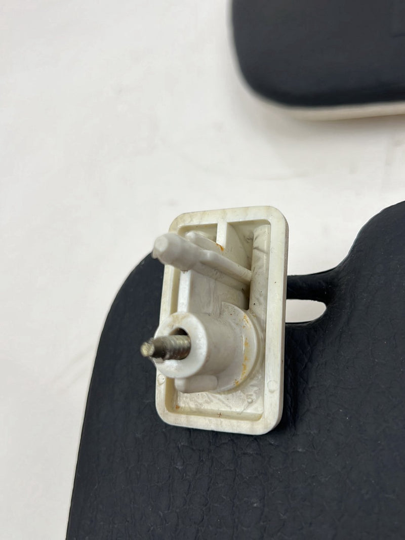 #5319EM1975-1980 Volvo 244 240 White Sun Visor Pair w/ Clips 10258016 OE #5319EM