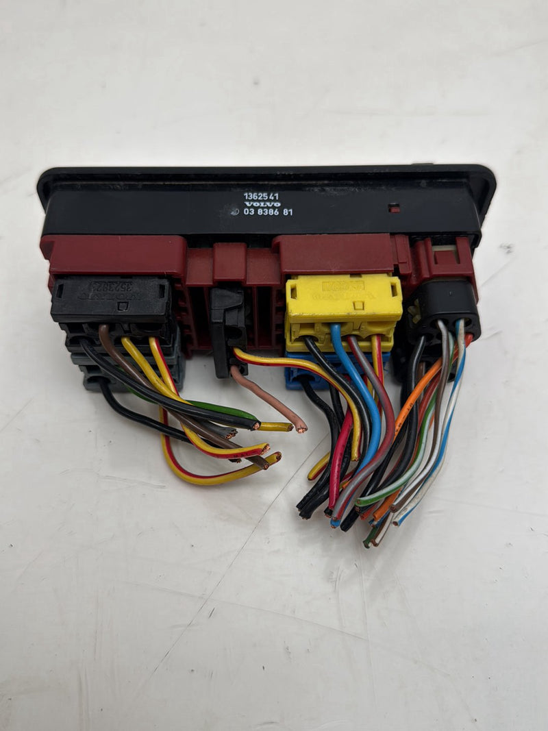 Volvo 740 940 960 Master Window Lock & Mirror Switch Red 1362541 OEM #E