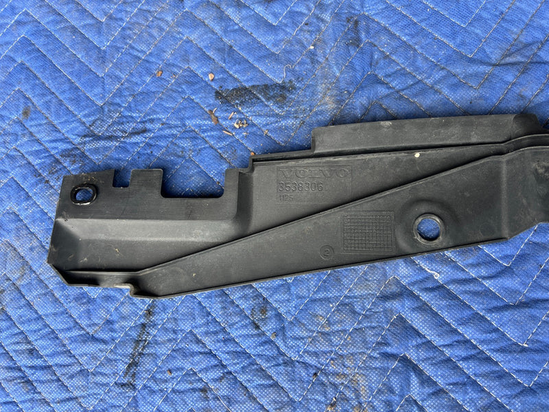 1992-1995 Volvo 940 740 Turbo Front Radiator Filler Panel Trim OEM #3263EM