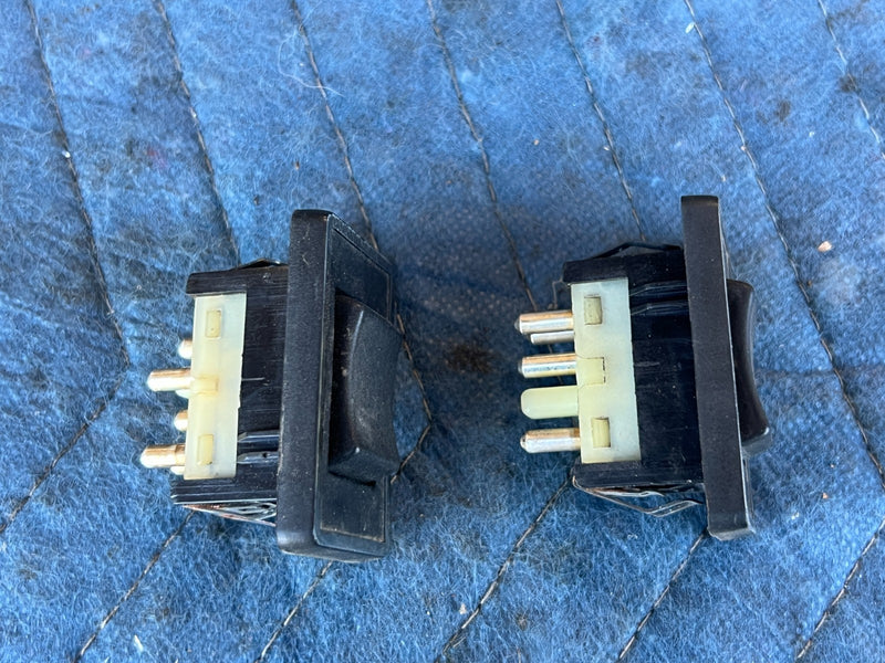 1986-1993 Volvo 240 244 Sedan Rear Left & Right Power Window Switch OEM #4402EM
