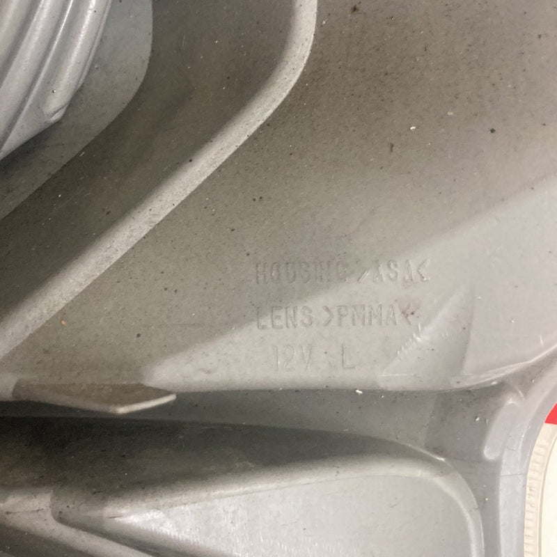 2007-2013 Toyota Tundra K50 Tail Light Pair 81560-0C090 81550-0C090 OEM #5310M