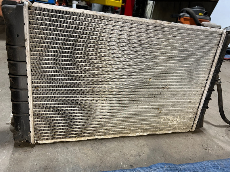 1983-1985 Porsche 944 Radiator & Cooling Fan Stack Pair Assembly OEM #2498EM