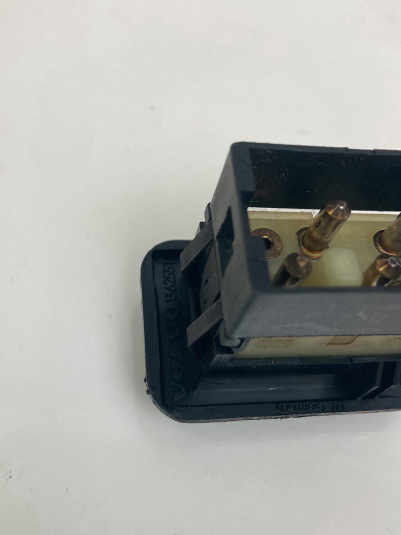 1992 Volvo 940 944 - Window Switch PN: 3838660 1362551