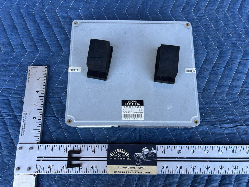 1998-1999 Jaguar XJR XJ8 Engine Control Module Unit ECU LNC1410CA OEM #4588E