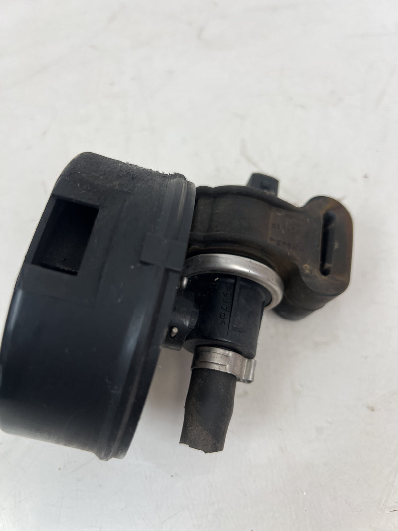 1998-2000 Volvo S70 V70 XC EVAP Vacuum Canister Breather 9135805 OEM #6827EM