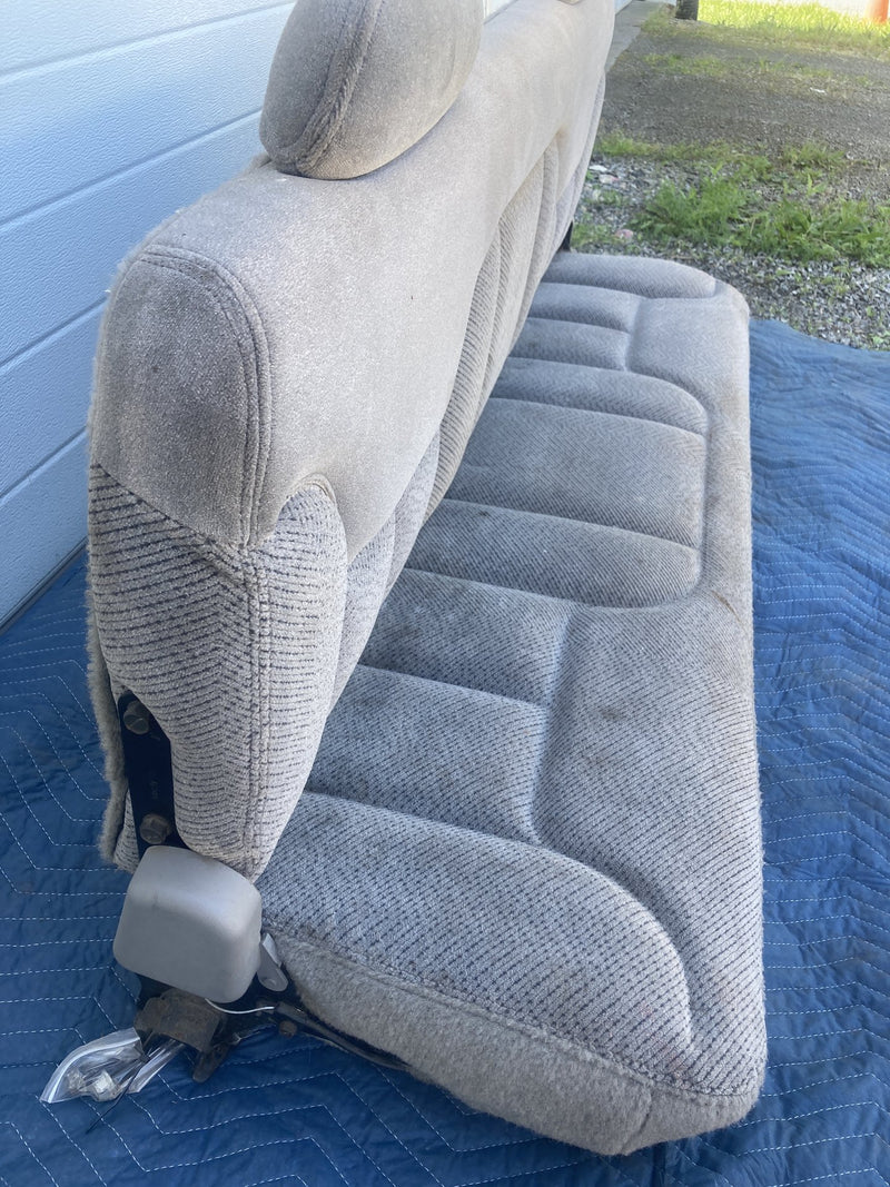 1996-1999 Chevrolet Silverado GMT800 Rear Bench Seat Gray Cloth OEM #4716M