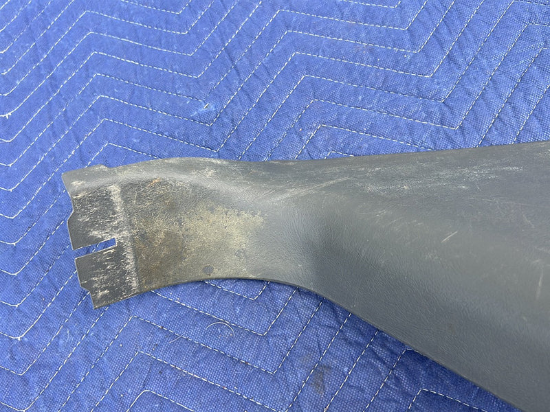 2003-2006 Chevrolet Silverado - Kick Panel PN: 15165771 15066684