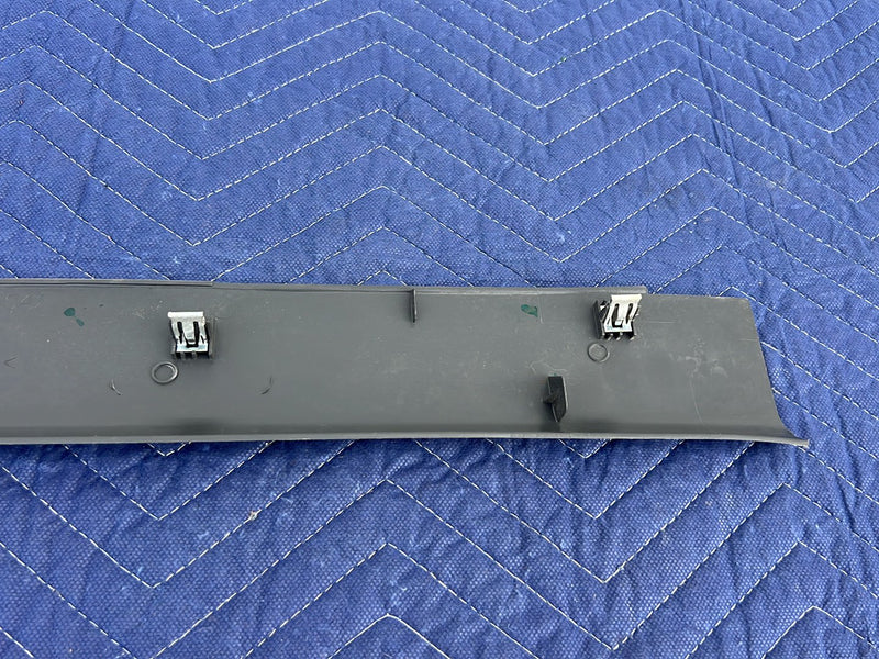 Chevrolet Silverado - Rear Window Trim PN: 15772042