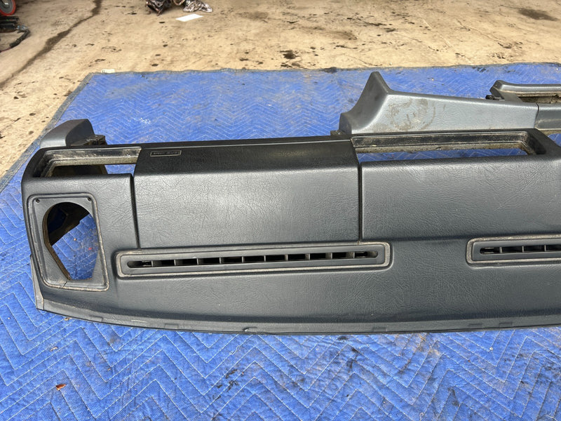 1994-1995 Volvo 940 740 Complete Dashboard Assembly Gray Charcoal OEM #3273EM