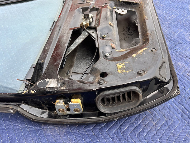 1983-1985 Porsche 944 Front Driver Left Door Assembly Black OEM #5721EM