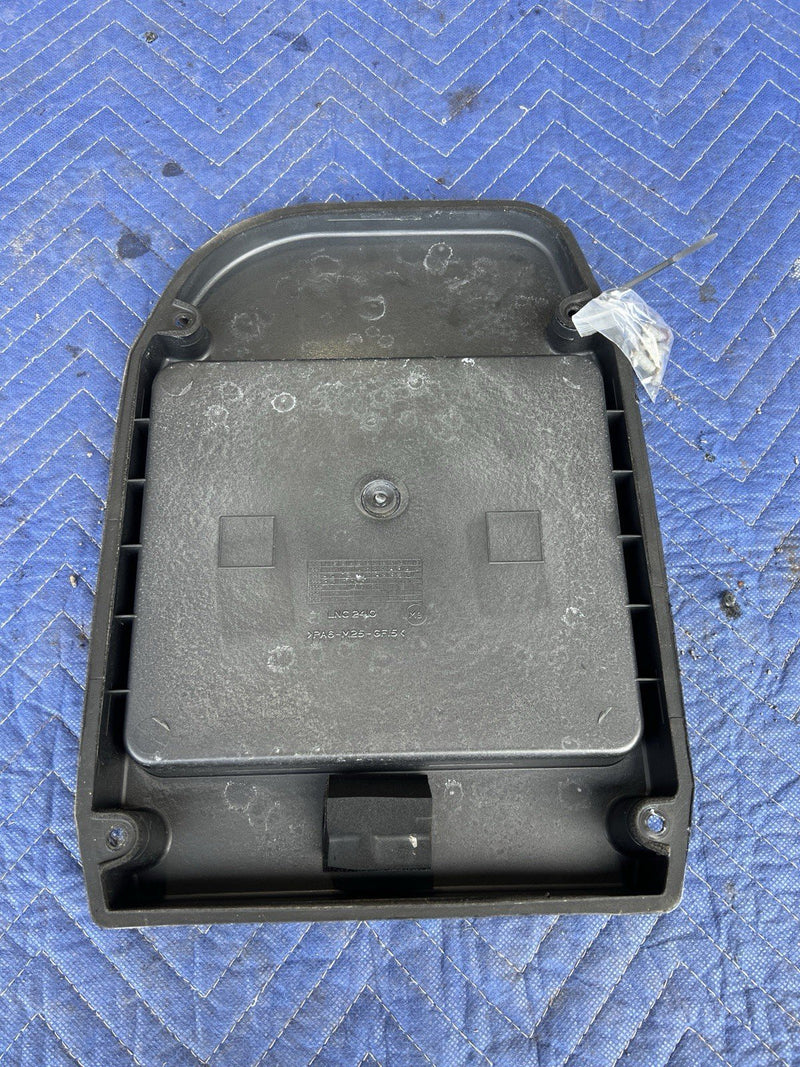 1998-2003 Jaguar XJR XJ8 X308 Engine Bay Fuse Box Cover LNC2410MB OEM #4751E