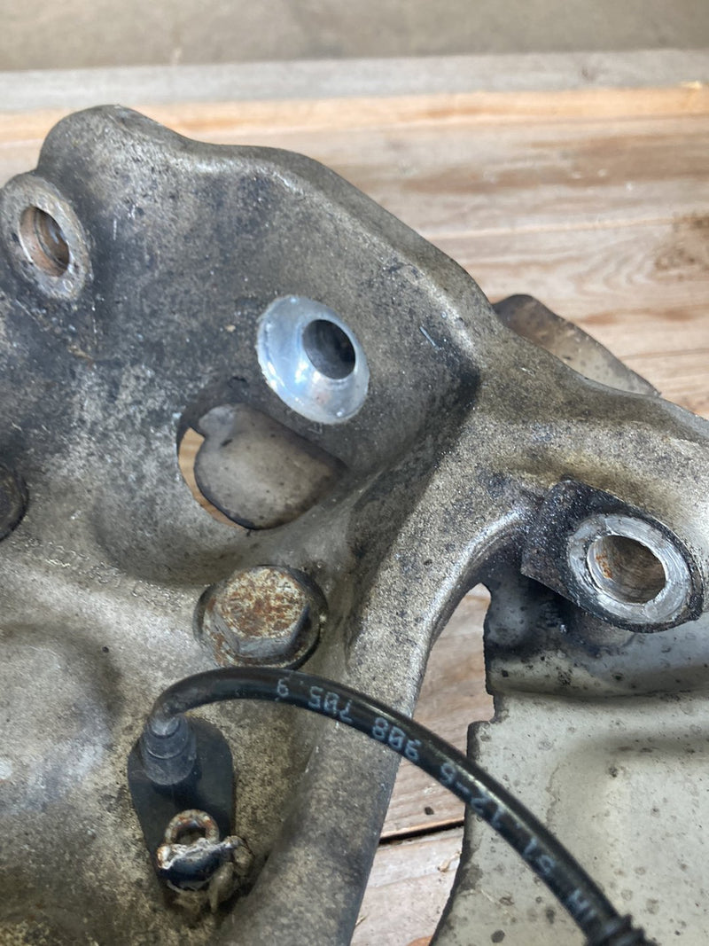 2003-2007 BMW 545i E60 Hub Front Right Arm RH 6760954 OEM #4984M