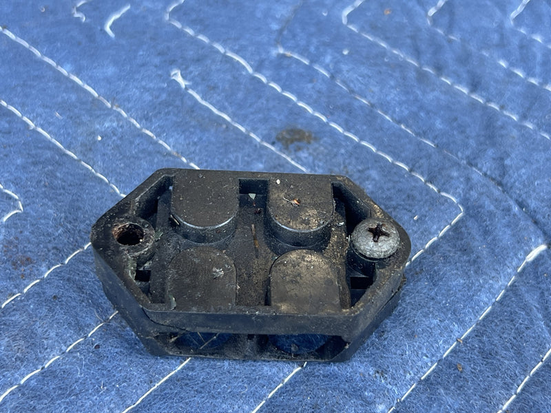 1973 Volvo 140 142 - Battery Fuse Box