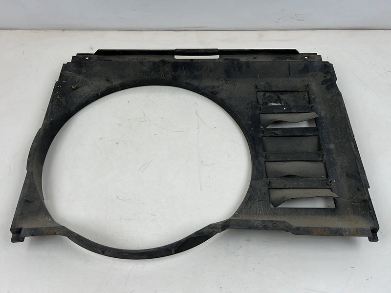 1975-1980 Volvo 244 240 Fan Shroud Cover Trim 1257371 OEM #5389EM