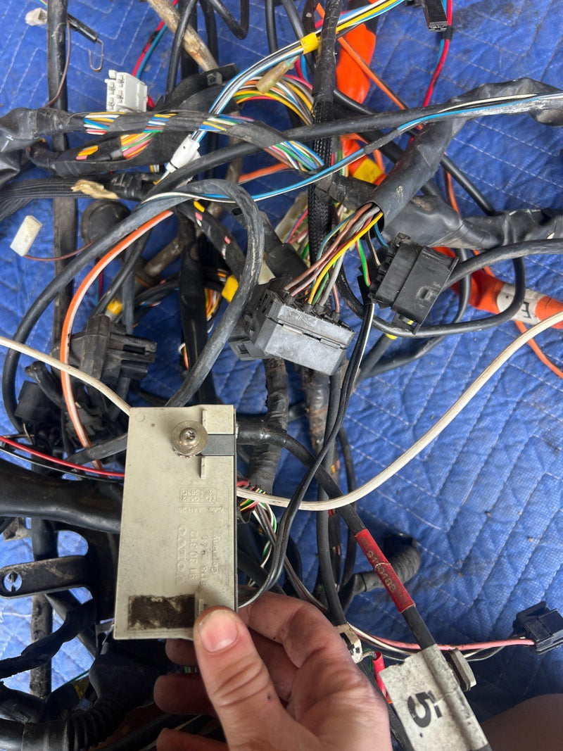 1992-1995 Volvo 940 740 Complete Engine Bay & Body Wiring Harness OEM #3292EM