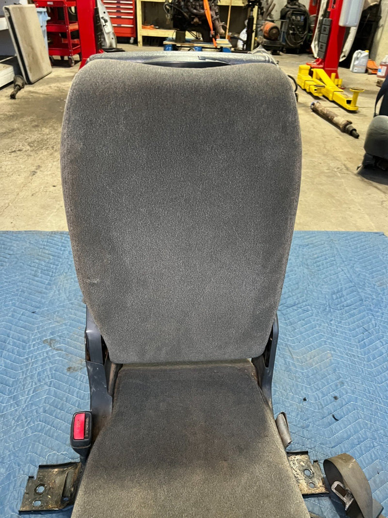 1999-2007 Chevy Silverado Front Center Seat Center Console Arm Rest OEM #1608CN
