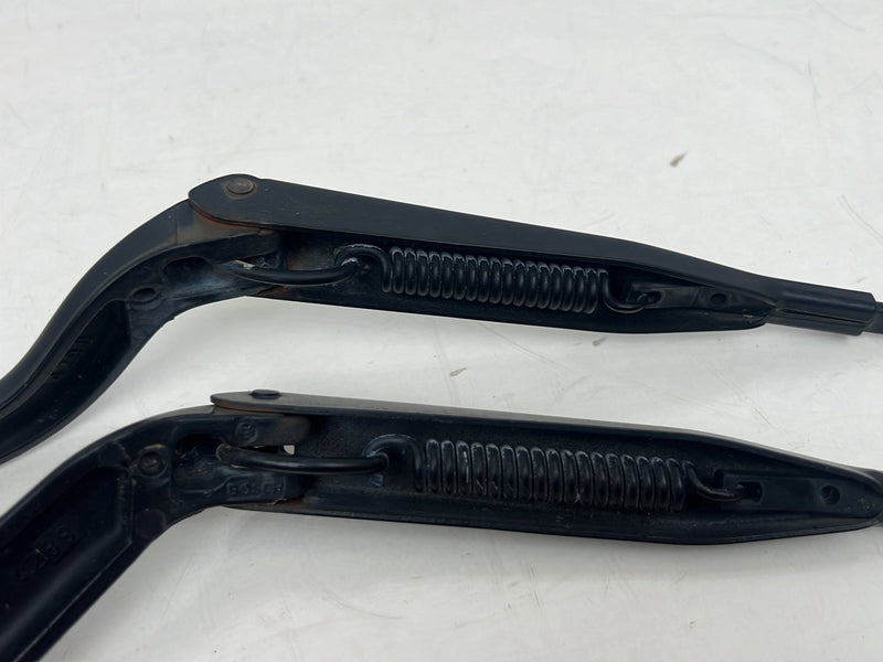 1998-2000 Volvo V70 S70 Front Right Left Windshield Wiper Arm Pair OEM
